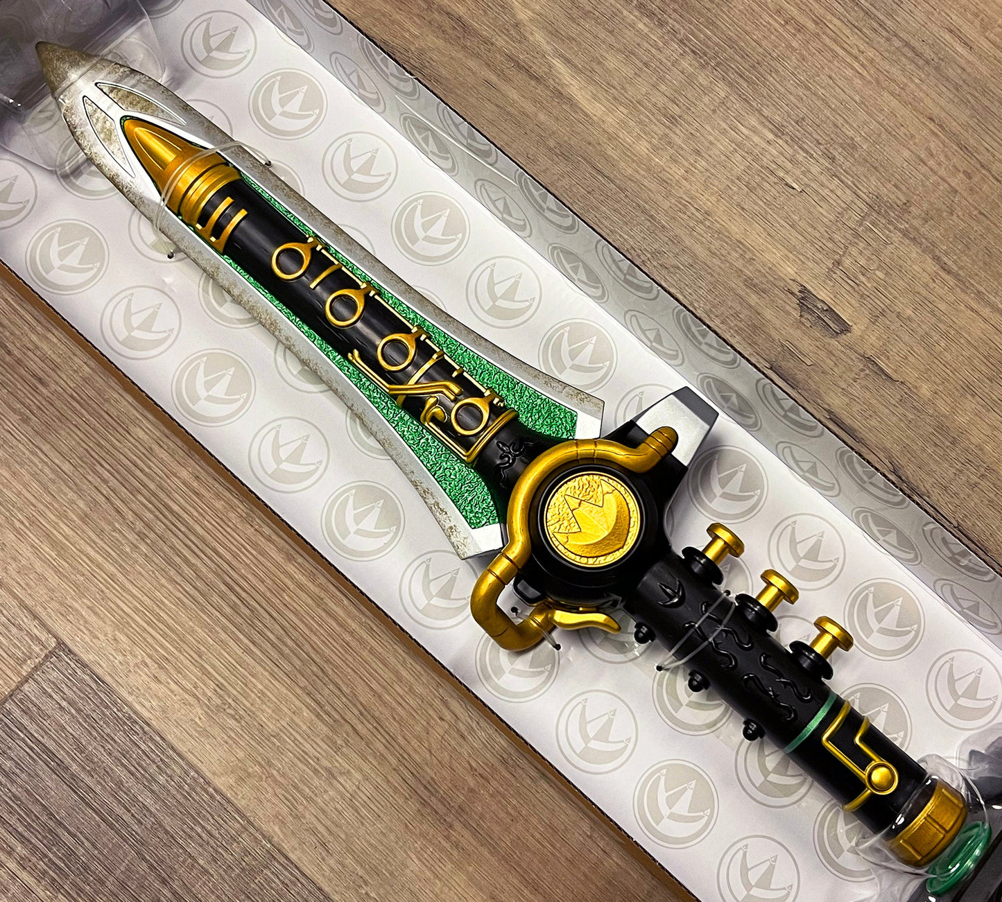 Hasbro Power Rangers Lightning Collection Green Ranger Dragon Dagger Replica